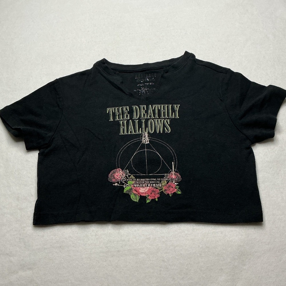 BoxLunch Harry Potter The Deathly Hallows Crop Top Black Small